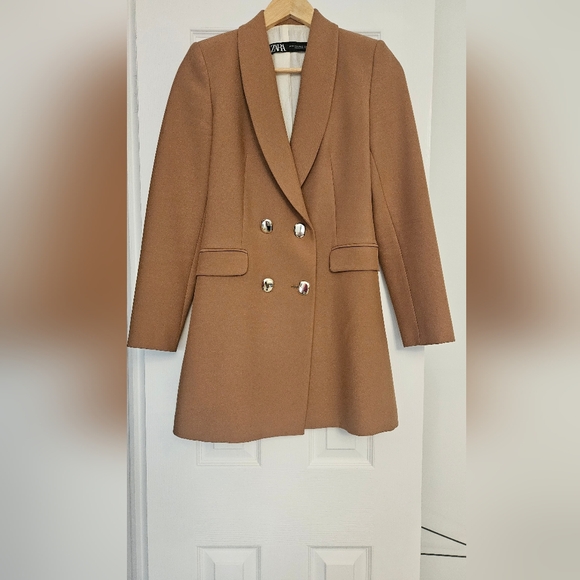 Zara Jacket - Picture 1 of 2